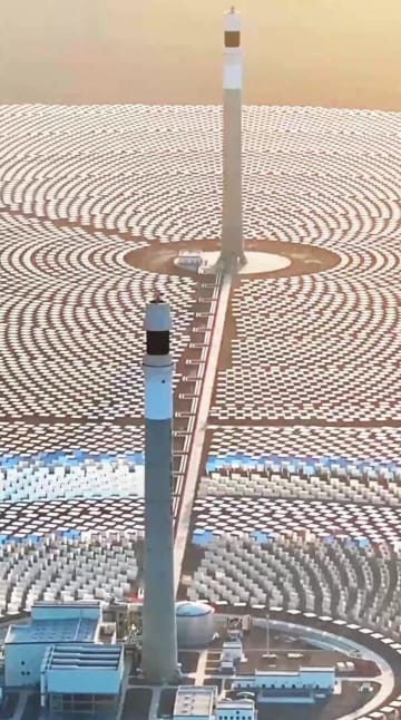 世界初の「双塔一機」太陽熱エネルギー貯蔵発電所、全システムのデバッグへ
