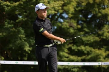 福住修が「62」マークで首位浮上 石川航は33位で決勝へ／男子下部