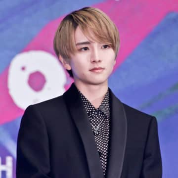 板垣李光人、シックに決めたスーツSHOTにファンうっとり「本当に眼福」「カッコ良すぎる～！」