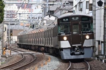 【西武鉄道】2000系が池袋線での運行を終了　「西武鉄道創立110周年記念トレイン」は新宿線・拝島線での運行に