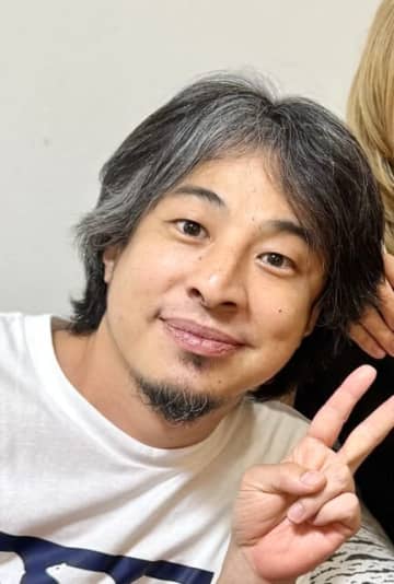 ひろゆき、年収1200万主婦の訴えを一蹴「それは貧困じゃない」SNSでは「貧困と生活厳しいは似てるようで違う」と共感の声も