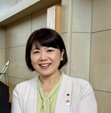 前橋市長、ホテル面会問題の幹部職員の異動を「降格ではなく希望異動」と釈明するも、ネットでは「降格じゃありませんと言われてもさぁ」と疑念の声
