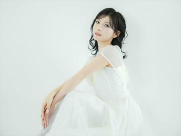 岡田奈々、3rdアルバム『Unformel』収録内容が明らかに　“花とロマンティック”がテーマのアートワークも公開