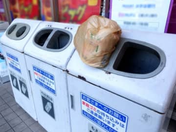 コンビニ店員は見た！ドン引きものの家庭ごみ「さばいた後の鮭の頭」「子どものオムツ」に辟易