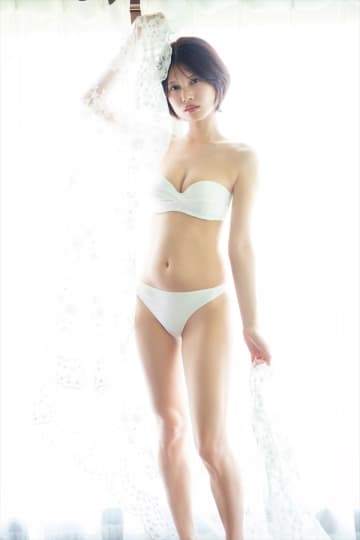 元でんぱ組.inc・鹿目凛、グループ卒業後初グラビアでスレンダー美ボディ披露