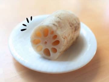 スライサーは不要！「レンコン」の薄切りが超簡単にできる裏ワザ！力を入れずにひらひらに♪