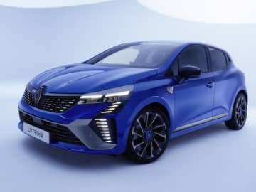 Renault Japon、「走りを極めたルノー独自のフルハイブリッド E-TECH」搭載グレード新発売
