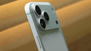 最新機種は不要？スマホ利用者の約半数が“あえて旧モデル”を選ぶ理由とは