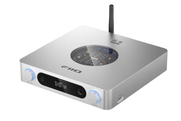 FIIO、R2R DACヘッドフォンアンプ「K13 R2R」。回路を覗ける“天窓”付き