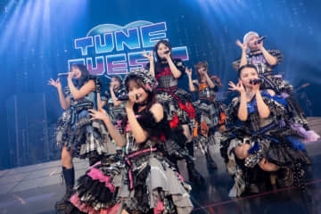 CANDY TUNE、初の全国ツアーが横浜で開幕　新曲「アイしちゃってます」「永遠Twilight」を初披露