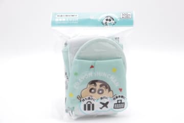 ダイソーでさすがに争奪戦を覚悟…！「携帯用なのに履き心地抜群！」激かわスリッパが旅の味方♡