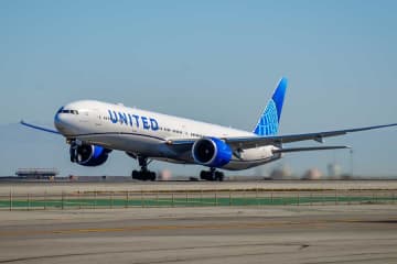 ユナイテッド航空、ホテルポイントからマイル移行で25％増量