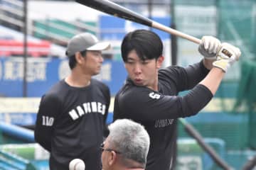 ロッテ・寺地隆成「残り2試合あるので、なんとか今の打率よりも上げられれば」プロ初安打から丸1年。高卒2年目の今季は自身初の規定打席到達&シーズン100安打達成