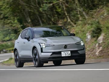 ボルボ EX30 ウルトラ ツインモーター パフォーマンス、ハイパワー4WDでもボルボらしさは不変