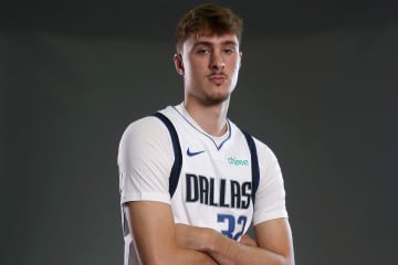 桁違いの期待を背負い、NBAの舞台に立つ“逸材”フラッグ「自分にとって大事なのは、あらゆるラインナップに順応すること」＜DUNKSHOOT＞