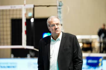 メンデス監督が約7年指揮したアルゼンチン代表に別れ… 今季クラブではトレンティーノを指揮