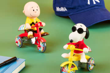 『Peanuts』コミック誕生75周年！チャーリー・ブラウンやスヌーピーの新作グッズが登場♪