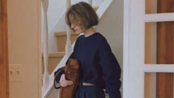 【明日なに着る？】1枚だけで「正しく見えてくれる」スウェット