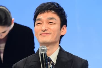 草なぎ剛　共演俳優に人柄を暴露される「変な奴」「異常に元気」「ダンスバトルしようって…」