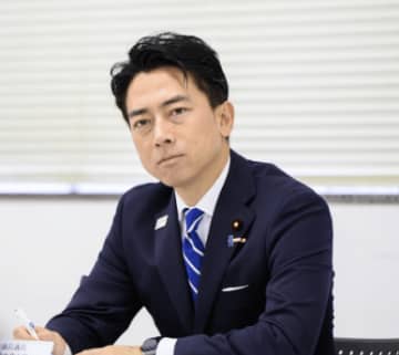 総裁選前日、小泉進次郎氏が歴代総理と面会し決意を語る。SNSでは「農水大臣としてもっと頑張れたはずだろ」と厳しい声も