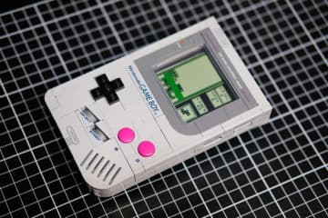 「レゴ ゲームボーイ」で本当にGBゲームを遊ぼう！ブロックを改造して『テトリス』を動かした海外ユーザー