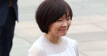 「どうやったら仲良くなれるんだ」安倍昭恵さん　“ゴリゴリタトゥー”の人気アーティストとの記念写真にネット驚愕