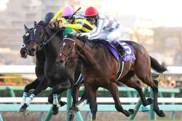 ドウデュース「波乱万丈の個性派最強馬が挑む名種牡馬への道」【もうひとつの引退馬伝説2】