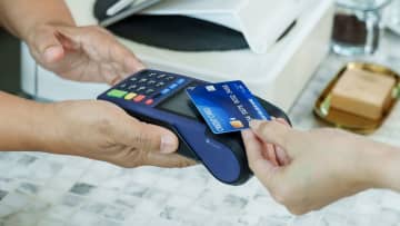 通販では8割がクレジットカード派！キャッシュレス決済のリアルな使い分け事情