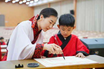 儒教文化を没入体験　孔子の故郷・中国曲阜市