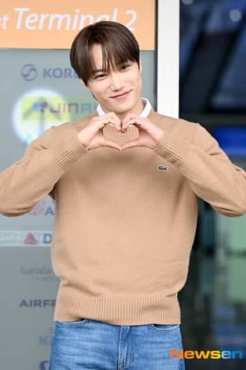 【PHOTO】EXO カイ、ファッションショーのためフランスへ出国（動画あり）