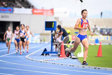 スーパー女子高生・久保凛、国スポ連覇！　大会新記録2分1秒72、高校ラスト800mで独走V