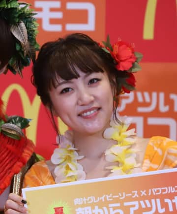 高橋みなみのチラ見えショットにSNSくぎ付け「珍しい」「かわいい…！」