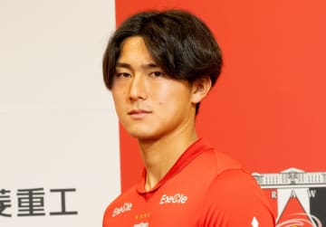 【浦和】「最高の1日になった」ルーキー根本健太が堂々のJ1デビュー、王者・神戸を無失点に抑えて5試合ぶり勝利!