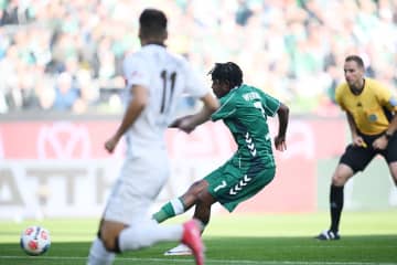 ブンデス日本人対決を菅原由勢が制す！　藤田譲瑠チマがフル出場もザンクトパウリは敗戦