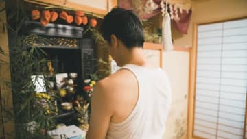 おしどり夫婦と評判だったが…〈退職金2,500万円〉60歳夫の定年退職から半年後、58歳妻が静かに〈離婚〉を切り出したワケ
