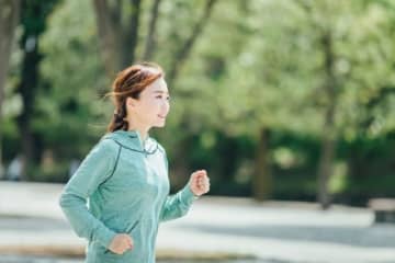 ランニングするなら…「街の景色を感じながら走りたい」or「ランニングマシンで走りに没頭したい」どっち!? アンケート結果発表