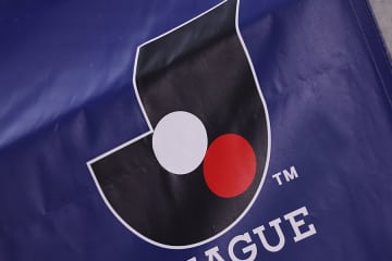 最終盤のJ2リーグ順位表「まだまだ決まらない」　暫定で首位交代、PO圏争いが「相変わらず混戦すぎる」