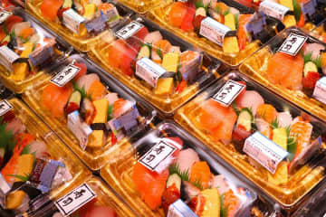 予算1000円　親子3人がスーパーで選ぶランチ対決、驚きの結果に…“コスパ最強”小学生次男に脱帽「センス最高」