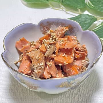 手作りの方が断然おいしい！ 超簡単「紅鮭フレーク」の作り方
