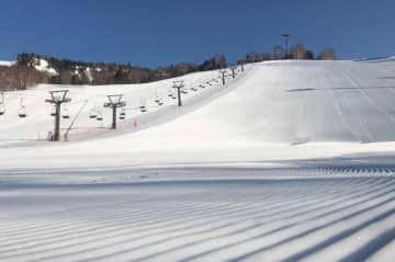 万座温泉スキー場、26年も縮小営業。全面再オープンは27年に持ち越し