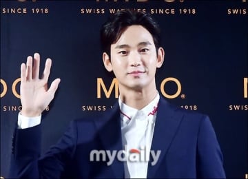 キム・スヒョン「涙の女王」放送中にキム・セロンさんが公開した密着写真は“成人してから撮影”
