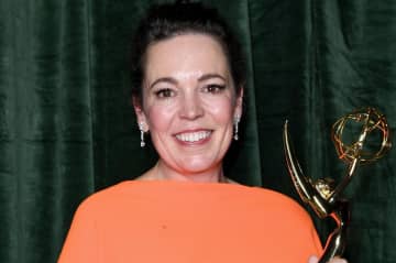 オリヴィア・コールマン主演のコメディに実力派の共演者たちが集結