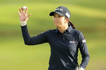 女子ゴルフで9年越しの戴冠　堀琴音メジャー初V、18番第1打がギャラリーに当たって戻る幸運も