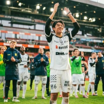 森保ジャパンに猛アピール！ 快進撃STVVで炸裂する“日本産の強みと凄み”。34歳重鎮CBは「あの守備が痺れた」と20歳長身FWを称える【現地発】