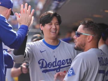 大谷翔平、6回3失点の力投でプレーオフ初白星！佐々木朗希は日米通じて初のセーブ。ドジャースは逆転勝利へ！