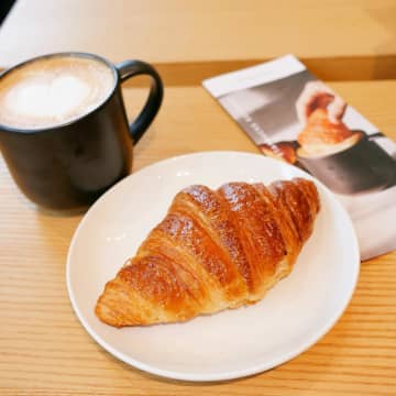 【スタバ】ファン集合！！ ここでしか食べられない「限定フード」に注目