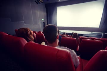 映画館での『ありえない行動』５選　他のお客さんに大迷惑をかけているかも
