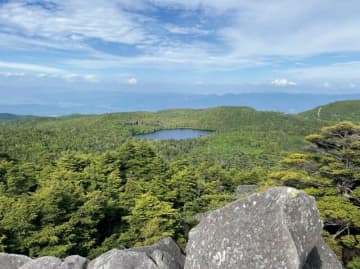 【この秋、行きたい 八ヶ岳】「白駒池」 北八ヶ岳らしい苔むした森を歩く