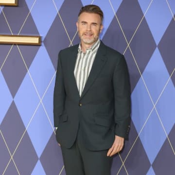 テイク・ザットのゲイリー・バーロウ、メンバーの成功で自分を「失敗者」と感じた