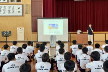 鹿児島の高校生がロケット製作でプロジェクトマネジメントを学ぶ–楠隼高「シリーズ宇宙学」